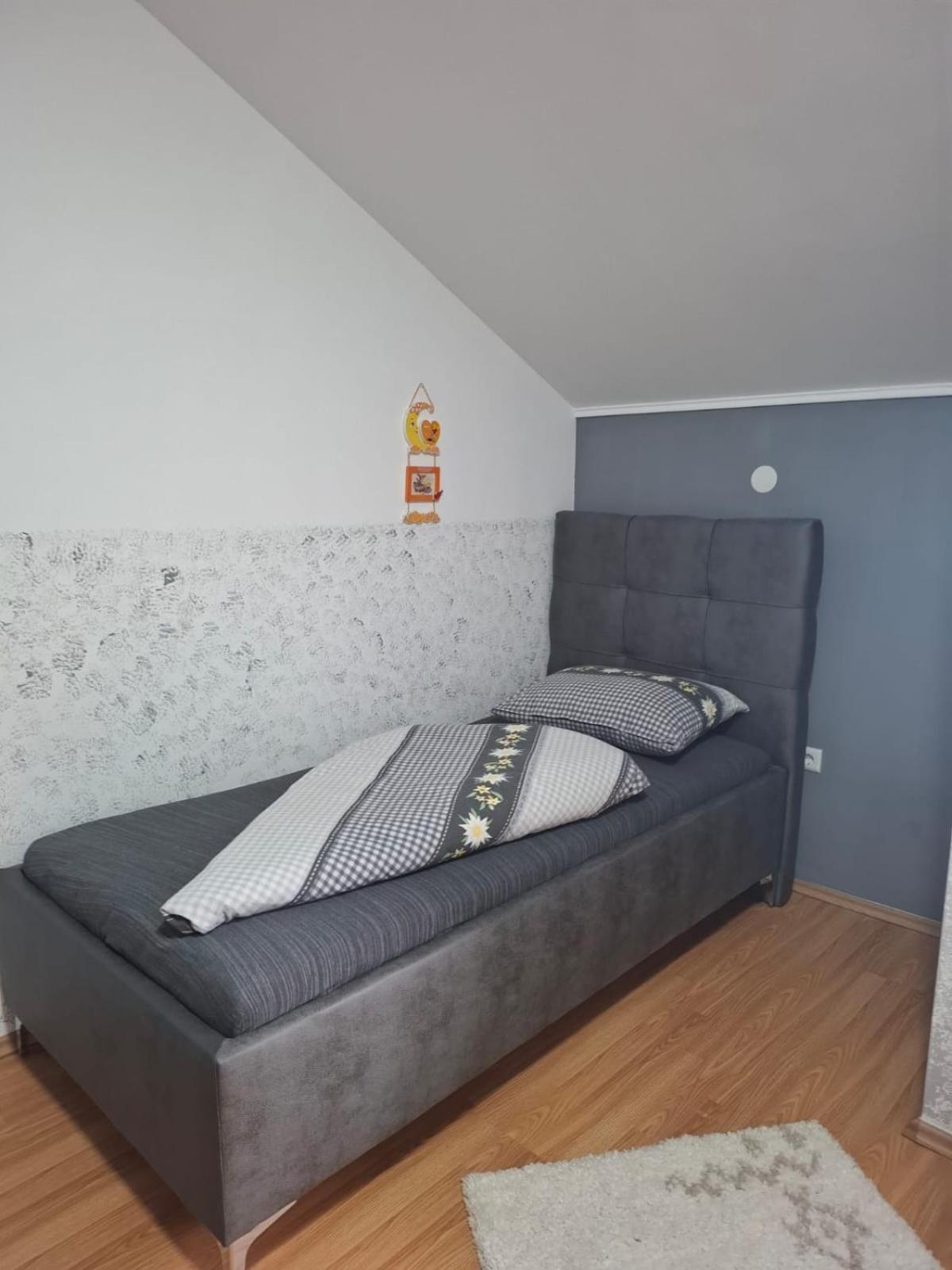 Apartman Sofia Zupanja Exterior foto